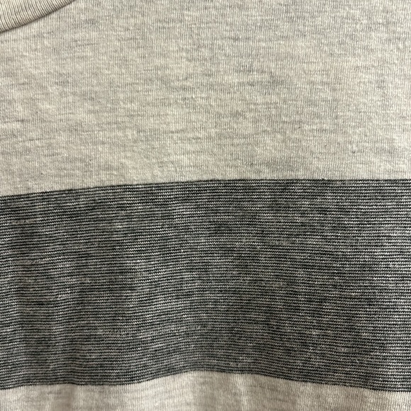 Gray and dark gray striped tshirt - Picture 3 of 4